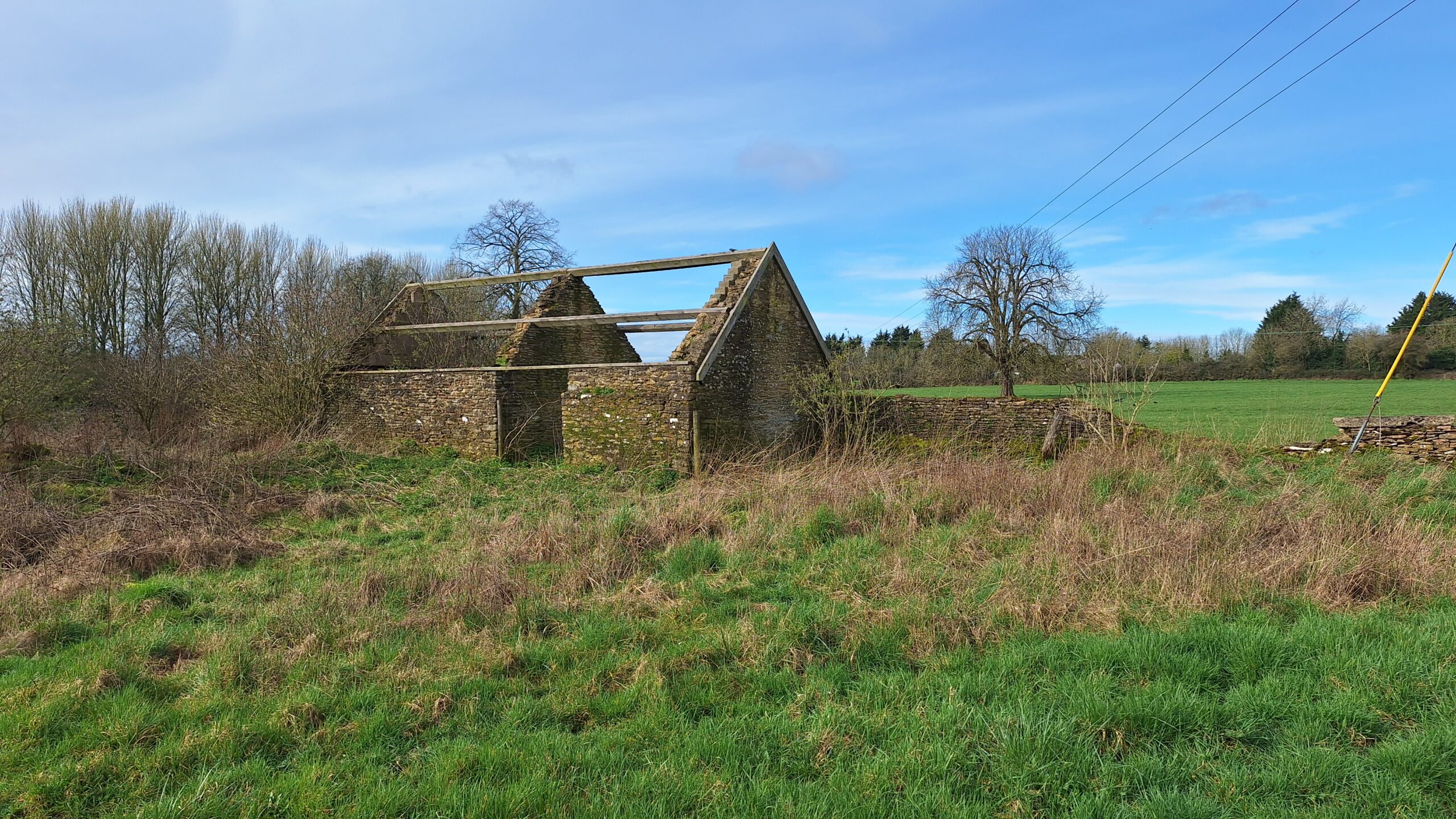 Abandoned building on the site where 130 homes are proposed